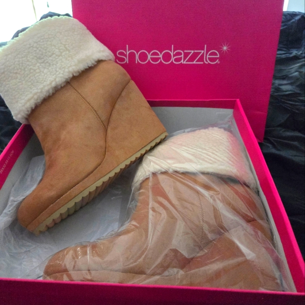 Camel Booties